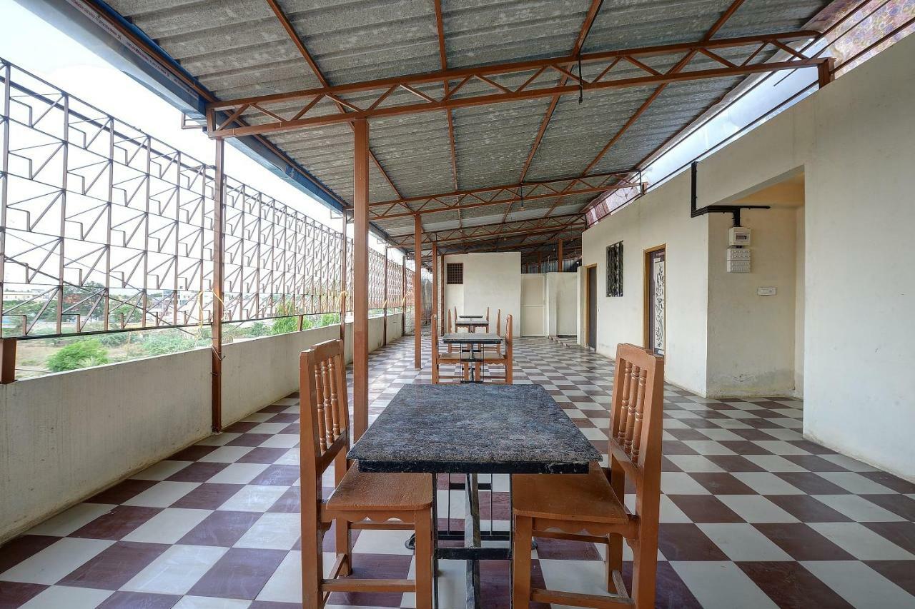 Spot On 37153 Karavali Paradise Hotel Dod Ballāpur Exterior foto