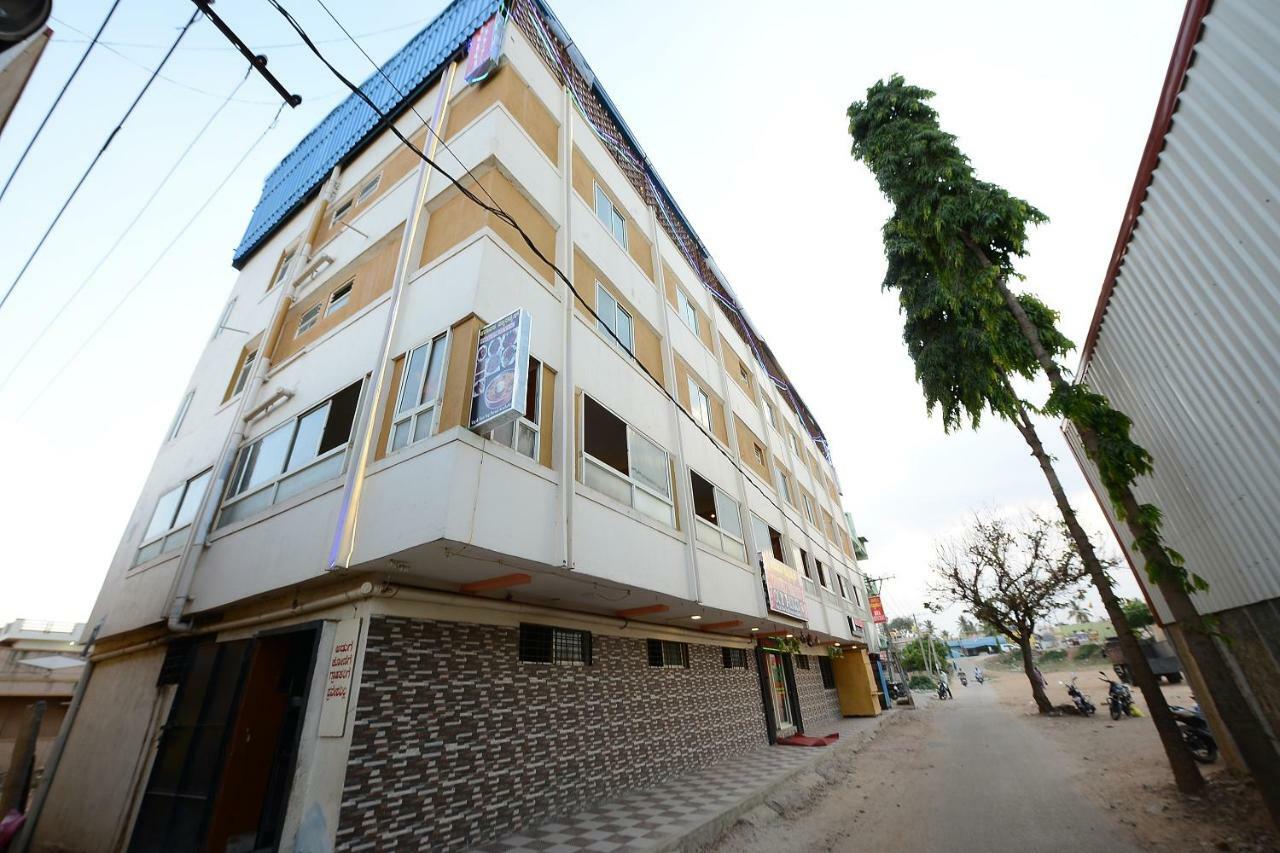 Spot On 37153 Karavali Paradise Hotel Dod Ballāpur Exterior foto